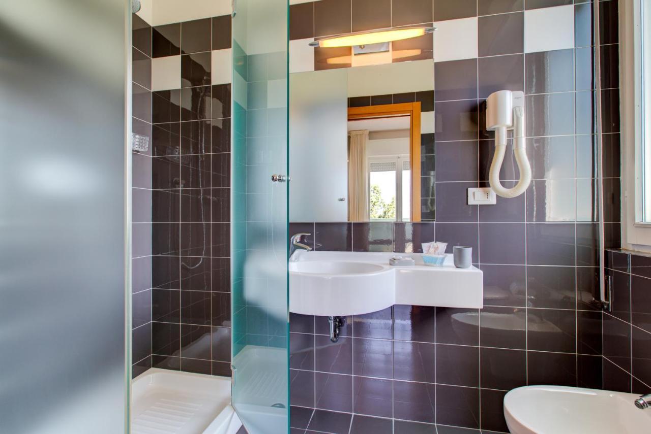 Hotel Ivano Rimini Extérieur photo