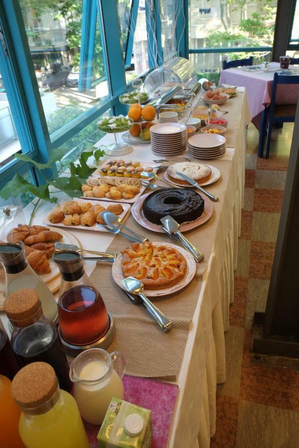 Hotel Ivano Rimini Extérieur photo